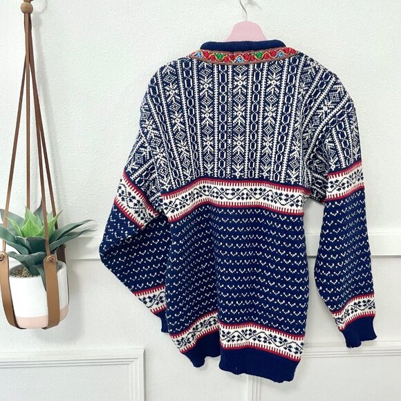 Norwegian Design Pure New Wool Blue Colorful Winter Sweater Size L - Picture 6 of 6